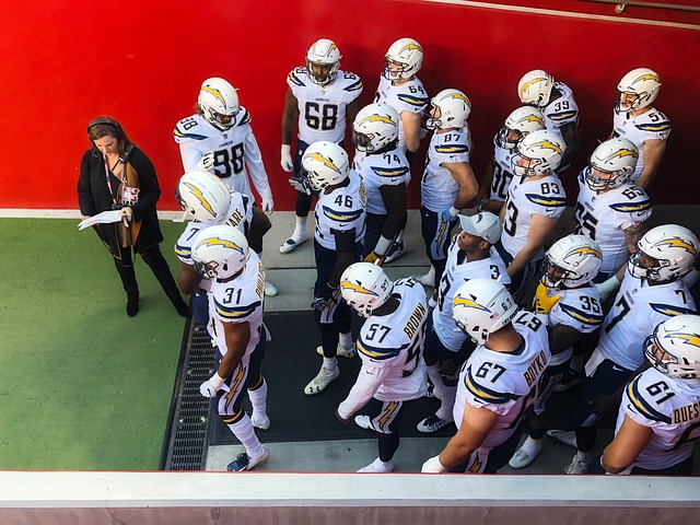 更因为他成 更因为他成